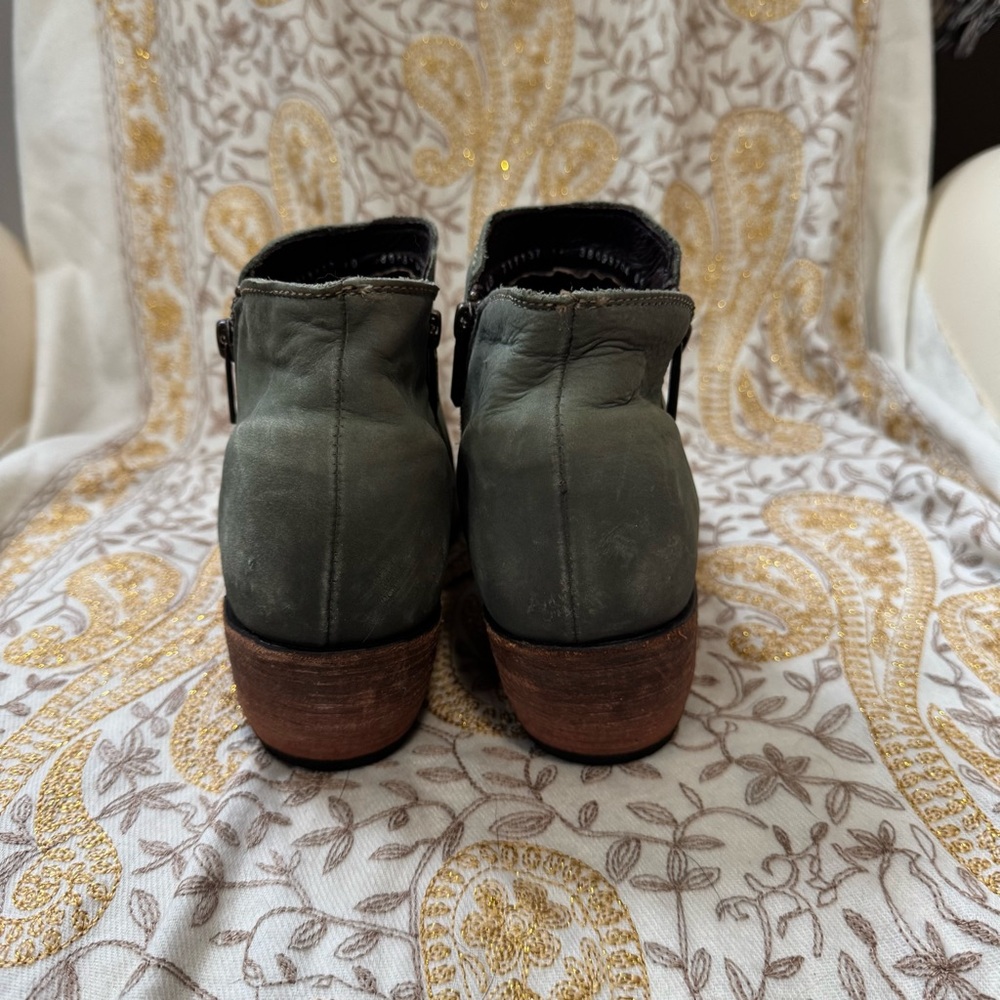 Liberty Black Stylish leather Teal Ankle Boots - Picture 4 of 6